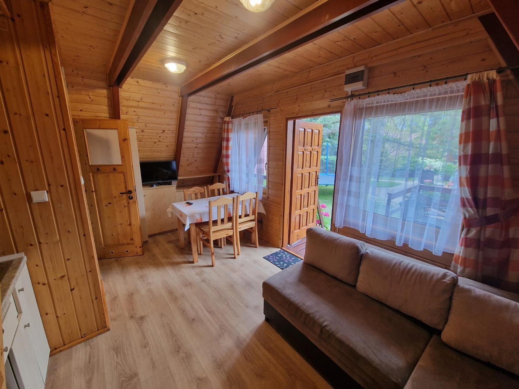 Filarowka Villa Леба Екстериор снимка